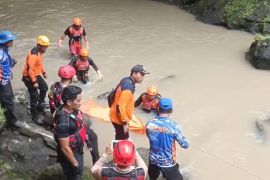 Jasad ibu dan balita korban rumah ambruk di Tabanan ditemukan