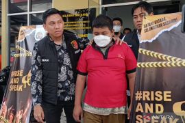 Dosen di Mataram dituntut 10 tahun terkait perkara asusila sejumlah mahasiswi