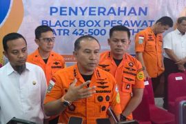 Enam korban pesawat ATR 42-500 dalam proses evakuasi SAR gabungan