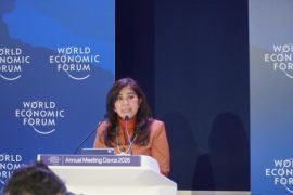 Menkomdigi: Aturan kartu seluler baru mencegah kejahatan digital