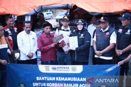 Pemkot Banda Aceh salurkan bantuan korban banjir bandang di Nagan Raya