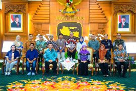 Khofifah ajak TVRI dan daerah sukseskan siaran Piala Dunia 2026