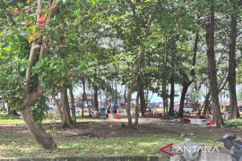 Pemkot Bengkulu bangun 100 unit gazebo di kawasan pantai