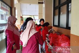 Meski PJJ akibat banjir, SMAN 62 Jakarta tetap salurkan MBG