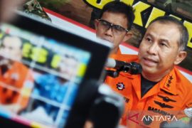SAR evakuasi tujuh paket kantong korban pesawat ATR ke DVI