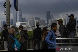 Waspadai potensi hujan lebat hingga sangat lebat di sejumlah kota