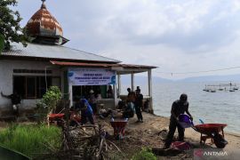 Yayasan Abulyatama bantu fasilitas air bersih warga terdampak bencana