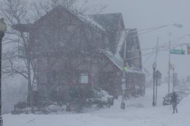 Salju lebat terus guyur pesisir laut Jepang, warga diimbau waspada