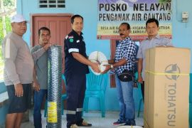 PT Timah bantu Kelompok Nelayan Penganak Air Gantang