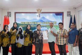 Kemenkum Malut harmonisasi Ranperda Pemberantasan Narkoba Halmahera Timur