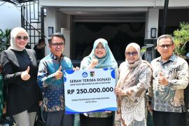 Pemkot Palu antarkan bantuan kemanusiaan untuk korban bencana di Padang