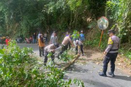 Kapolres Anambas minta jajarannya hadir di setiap kegiatan masyarakat