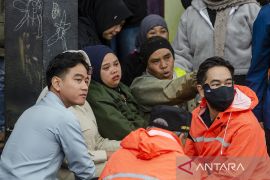 Wapres Gibran tinjau lokasi bencana tanah longsor di Cisarua