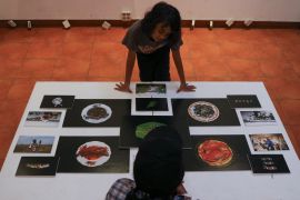 Pameran foto seri Nyeser Paseser di Surabaya