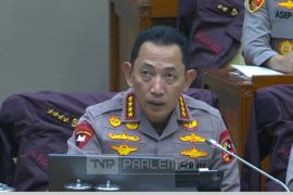 Kapolri: Institusi Polri lebih ideal di bawah langsung Presiden