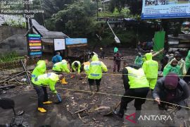 Empat kabupaten/kota di Jateng tutup sejumlah objek wisata akibat bencana