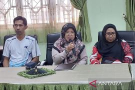 Aspal rusak di Parenggean diuji laboratorium meski kerusakan jalan diperbaiki