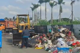 Tata kelola sampah perkotaan dan isu "triple planetary crisis"