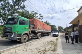 Dishub ingatkan sopir ODOL patuhi surat edaran Bupati Kobar