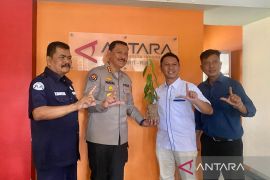 Kabid Humas Polda Riau kunjungi Kantor Berita Antara Biro Riau