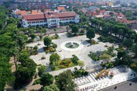 Pemkot Surabaya minta warga tenang dan waspada pada super flu