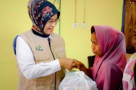 PLN UIW NTB bantu korban banjir di Desa Kabul Lombok Tengah