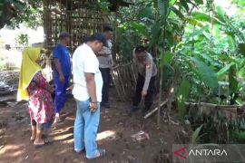 Polisi olah TKP pencurian hewan ternak di Setu Bekasi