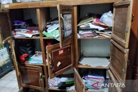 Polisi selidiki kasus pencurian di sekolah dasar Bekasi