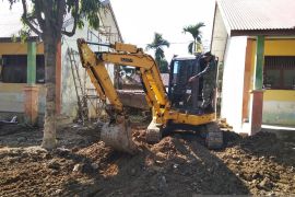 Indonesian Army restores flood-damaged elementary school in North Aceh