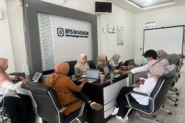 Tiga Pemda wilayah kerja BPJS Cabang Bukittinggi raih prestasi UHC Award 2026