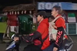 Polisi tak tahan pasutri aniaya pemotor di Jakbar