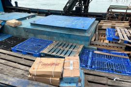 Polda Kepri mengungkap modus penyelundupan 70 ton daging beku dari Singapura