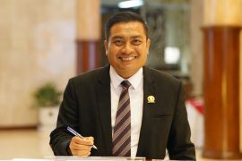 Legislator Jatim minta siswa miskin berprestasi diprioritaskan di SPMB