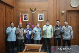 Pemkot Makassar dan Kemenlu kembangkan pariwisata maritim