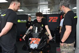 Bezzecchi memperpanjang masa kerja bersama Aprilia Racing