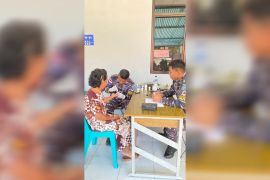 Kodaeral VIII beri layanan kesehatan warga daerah 3T