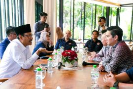 Mensos minta Karang Taruna dampingi warga akses program pemerintah