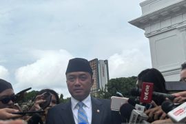 Mensesneg: Belum ada pembicaraan soal reshuffle di Istana