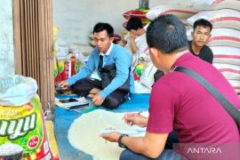 Polres Mukomuko sidak pasar guna kendalikan harga beras