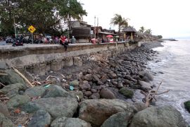 Pantai Ampenan Mataram bakal punya mercusuar canggih pendeteksi bencana
