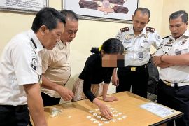 Petugas tangkap perawat selundupkan pil koplo di Lapas Lumajang