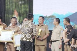 Desa Darmasaba raih juara I nasional Lomba Administrasi Tata Kelola Pemerintahan Desa 2025