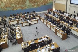 Komisi VII hari ini rapat dengan ANTARA, TVRI, RRI, bahas proker 2026