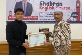 Pondok Shabran UMS siapkan kader ulama berwawasan internasional melalui Shabran English Course