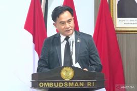 Yusril sebut pelayanan publik wajah paling nyata kehadiran negara
