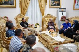 DPRD Provinsi Gorontalo temui gubernur minta akselerasi infrastruktur