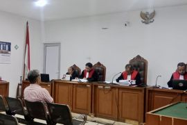 Terdakwa korupsi pengadaan APAR di Empat Lawang divonis 16 Bulan