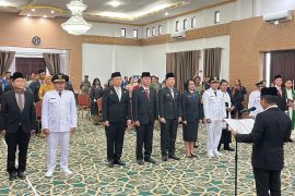 Bupati Murung Raya lantik sembilan pejabat