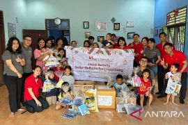 Swiss-Belhotel Pangkalpinang salurkan bantuan Natal ke Panti Asuhan Ruth