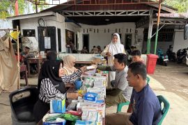 Layanan kesehatan terus diberikan ke penyintas bencana di Batang Toru Sumatera Utara